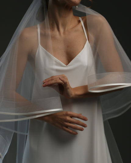 Cascading Veil with Satin Ribbon | Wedding Veil with Horsehair Trim | Elegant Flowing Design