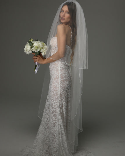 Two Tier Wedding Veil with Pencil Edge, Full Bridal Veil at Comb, Soft Tulle Veil, Classic Romantic Bridal Veil