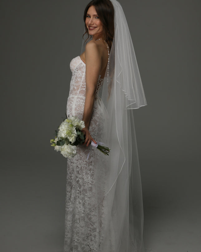 Two Tier Wedding Veil with Pencil Edge, Full Bridal Veil at Comb, Soft Tulle Veil, Classic Romantic Bridal Veil