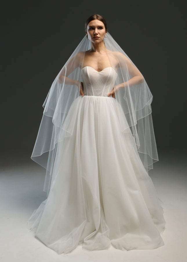 Sheer bridal veil with pencil edge – two-tier blusher veil, cathedral length, dramatic wedding veil
