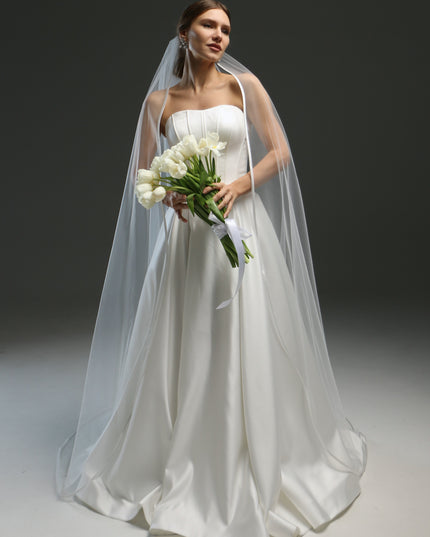 Elegant Satin Edge Bridal Veil – Fingertip to Chapel Length Veil with Ribbon Trim | Classic Wedding Veil