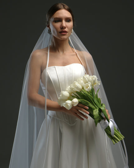 Elegant Satin Edge Bridal Veil – Fingertip to Chapel Length Veil with Ribbon Trim | Classic Wedding Veil