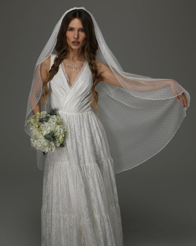 Two Tier Wedding Veil with Pencil Edge, Dotted Tulle Full Bridal Veil at Comb, Classic Romantic Veil