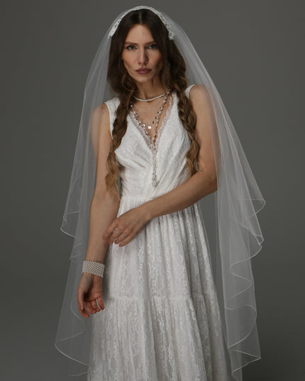 Juliet Cap Wedding Veil with Lace, Two Tier Bridal Veil with Pencil Edge, Full Romantic Wedding Veil