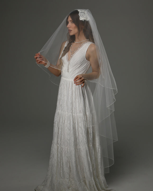 Juliet Cap Wedding Veil with Lace, Two Tier Bridal Veil with Pencil Edge, Full Romantic Wedding Veil