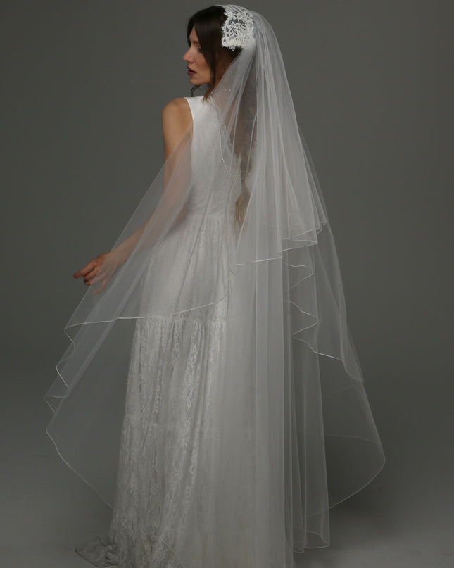 Juliet Cap Wedding Veil with Lace, Two Tier Bridal Veil with Pencil Edge, Full Romantic Wedding Veil
