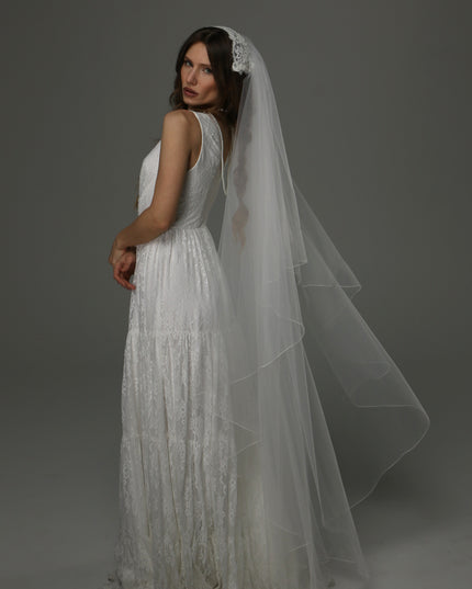 Juliet Cap Wedding Veil with Lace, Two Tier Bridal Veil with Pencil Edge, Full Romantic Wedding Veil