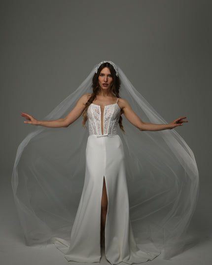 Juliet Cap Wedding Veil with Lace, One Tier Full Bridal Veil at Comb, Soft Tulle Raw Edge Veil