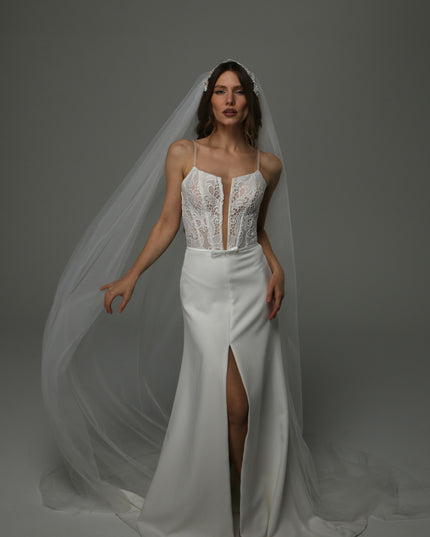 Juliet Cap Wedding Veil with Lace, One Tier Full Bridal Veil at Comb, Soft Tulle Raw Edge Veil