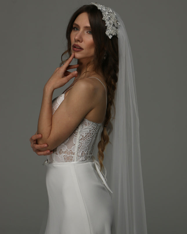 Juliet Cap Wedding Veil with Lace, One Tier Full Bridal Veil at Comb, Soft Tulle Raw Edge Veil