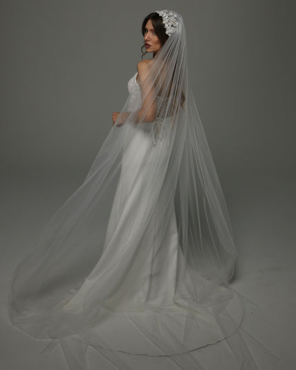 Juliet Cap Wedding Veil with Lace, One Tier Full Bridal Veil at Comb, Soft Tulle Raw Edge Veil