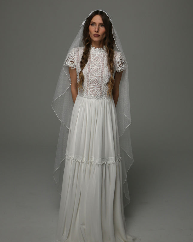 Juliet Cap Wedding Veil with Lace and Dotted Tulle, Vintage Romantic Bridal Veil