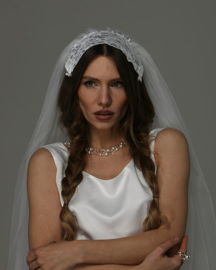 Juliet Cap Wedding Veil with Chantilly Lace, One Tier Full Bridal Veil with Raw Edge, Soft Tulle Veil