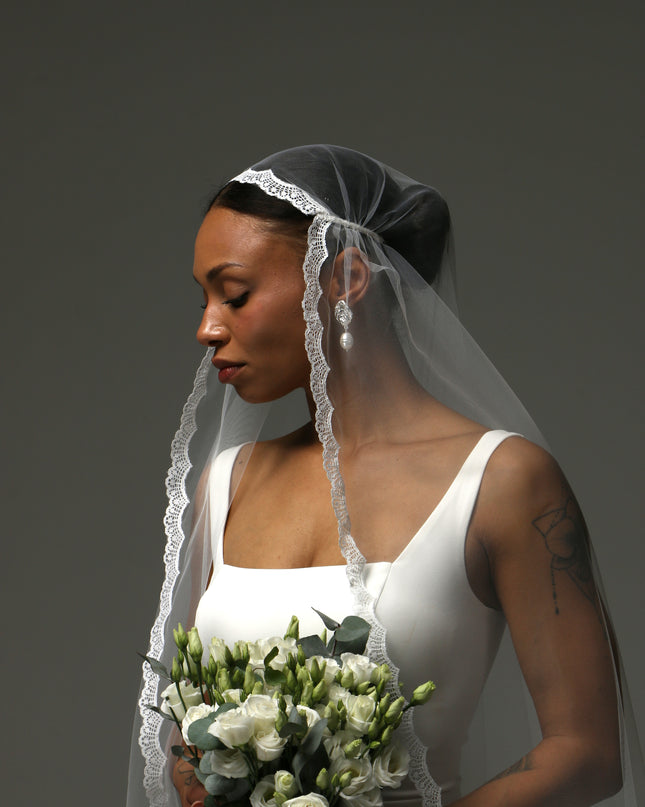 Juliet Cap Cathedral Veil – Lace Edge Soft Tulle Veil