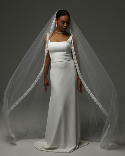 Lace Edge Cathedral Veil – Soft Tulle Bridal