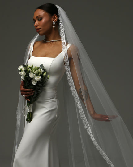 Lace Edge Cathedral Veil – Soft Tulle Bridal