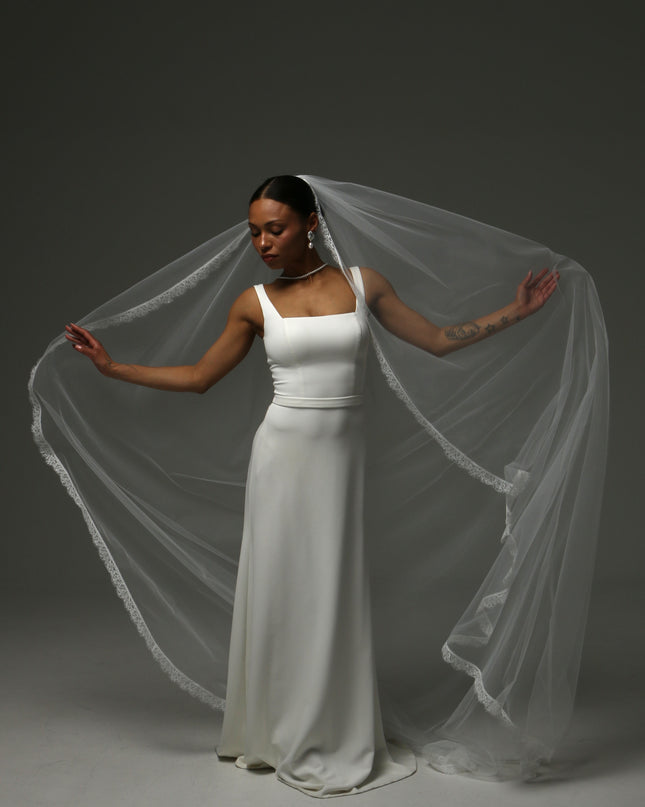 Lace Edge Cathedral Veil – Soft Tulle Bridal