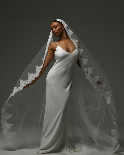 Juliet Cap Cathedral Veil – Wide Lace Edge Bridal Veil