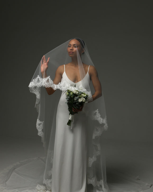 Two Tier Lace Edge Cathedral Romantic Veil