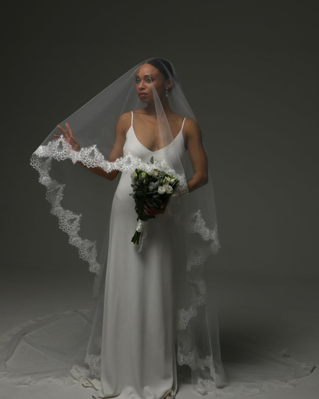 Two Tier Lace Edge Cathedral Romantic Veil