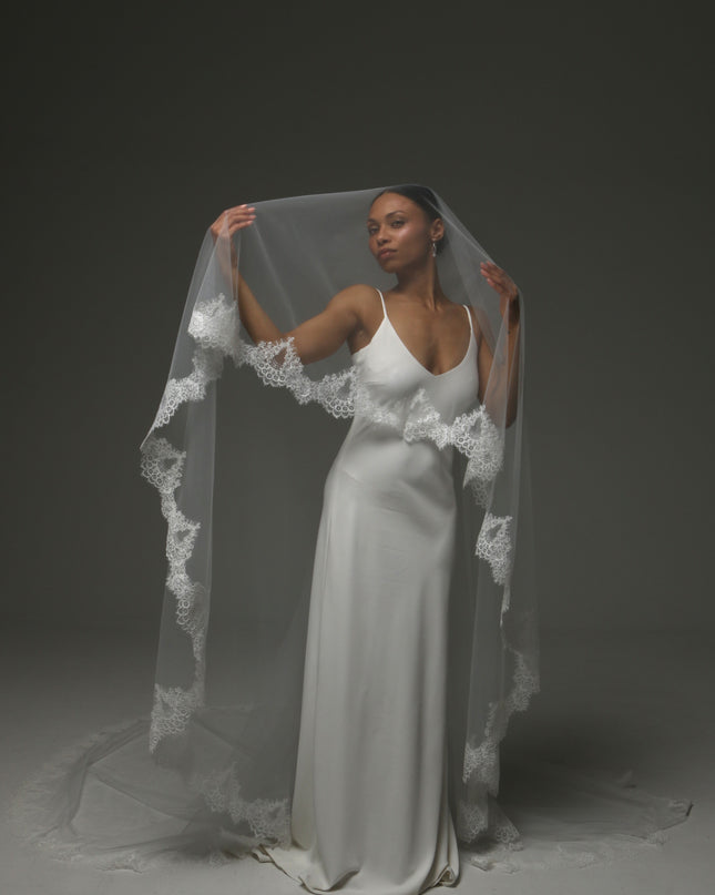 Two Tier Lace Edge Cathedral Romantic Veil