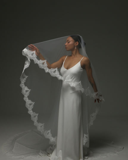 Two Tier Lace Edge Cathedral Romantic Veil