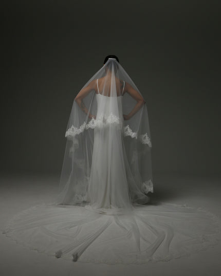 Two Tier Lace Edge Cathedral Romantic Veil