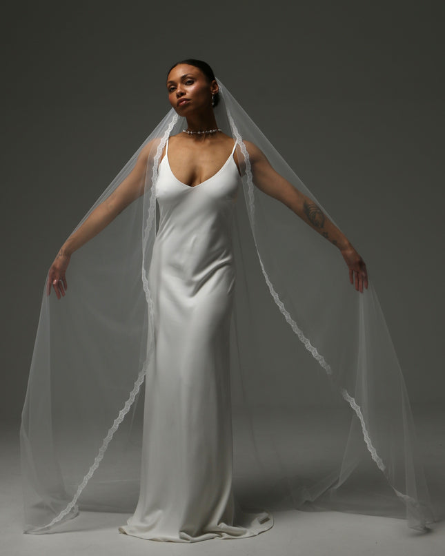 Lace Edge Cathedral Veil – One Tier Soft Tulle Bridal Veil