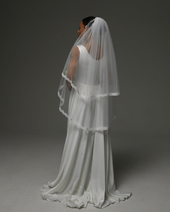 Short Two Tier Veil – Lace Edge Soft Tulle Bridal Veil