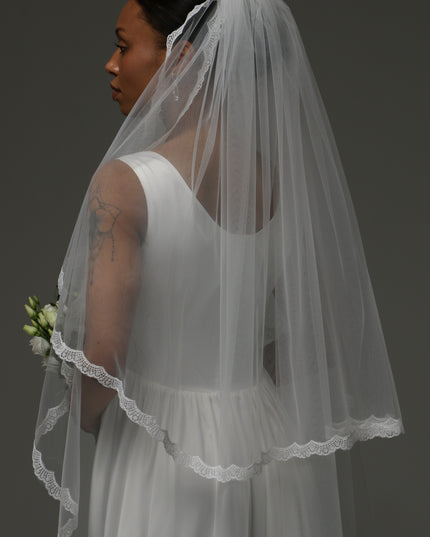 Short Two Tier Veil – Lace Edge Soft Tulle Bridal Veil