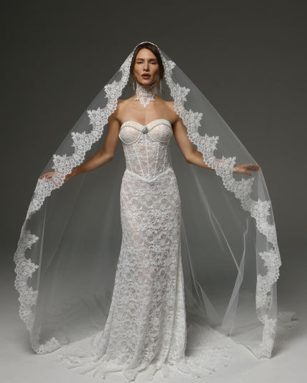 Cathedral Mantilla Veil Lace Edge Spanish Bridal Veil