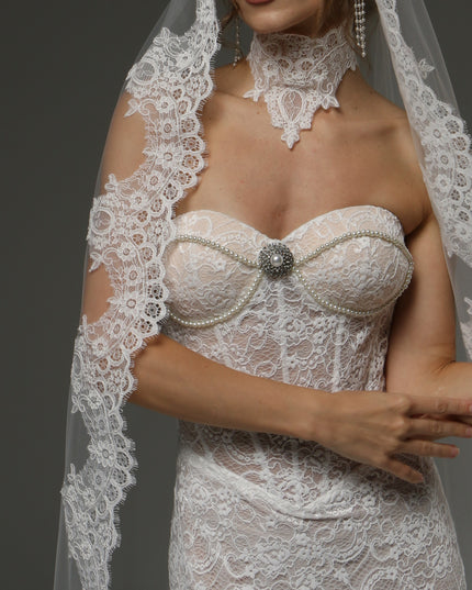 Cathedral Mantilla Veil Lace Edge Spanish Bridal Veil