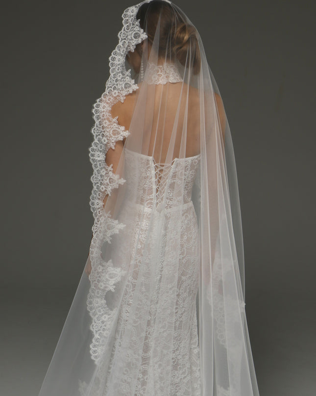 Cathedral Mantilla Veil Lace Edge Spanish Bridal Veil