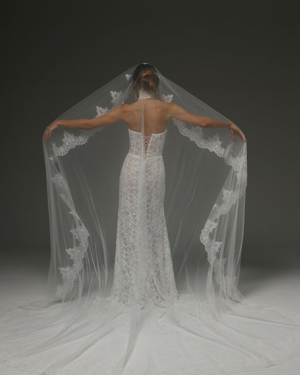 Cathedral Mantilla Veil Lace Edge Spanish Bridal Veil