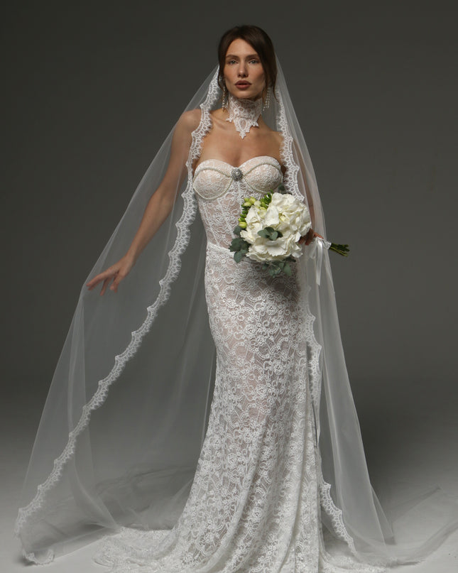 Chantilly Lace Cathedral Veil Mantilla Wedding Veil