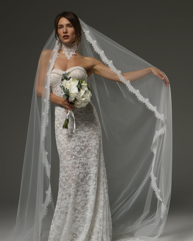 Chantilly Lace Cathedral Veil Mantilla Wedding Veil