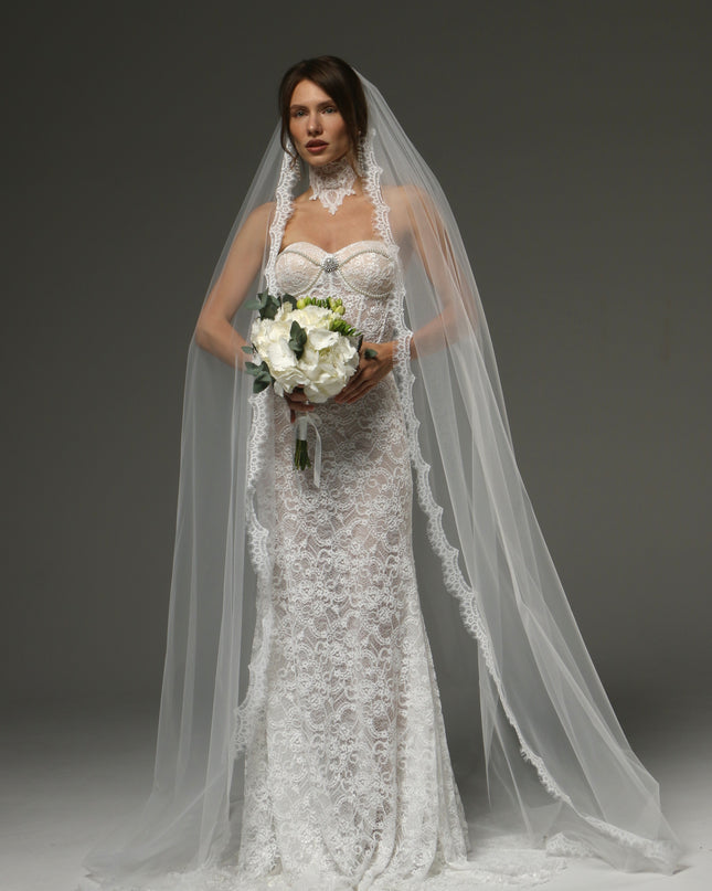 Chantilly Lace Cathedral Veil Mantilla Wedding Veil