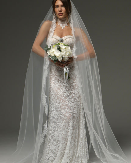 Chantilly Lace Cathedral Veil Mantilla Wedding Veil