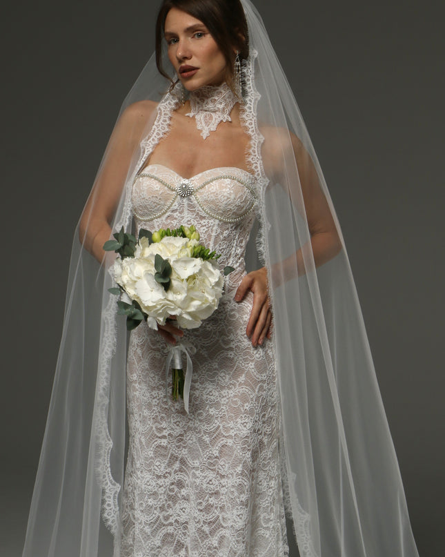 Chantilly Lace Cathedral Veil Mantilla Wedding Veil