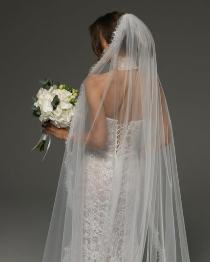 Chantilly Lace Cathedral Veil Mantilla Wedding Veil