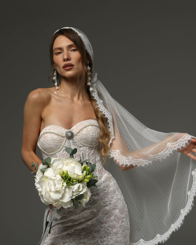 Juliet Cap Veil with Chantilly Lace Edge Birdcage Style