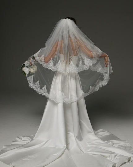 Two-Tier Fingertip Veil with Chantilly Lace Edge – Romantic Bridal Veil
