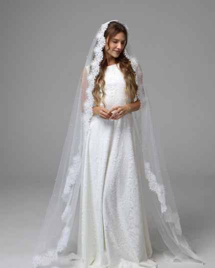 Pearl Mantilla Wedding Veil with Floral Lace Edge