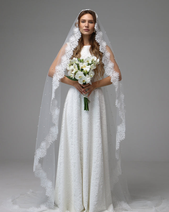 Pearl Mantilla Wedding Veil with Floral Lace Edge