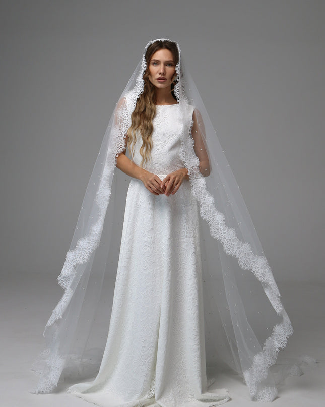 Pearl Mantilla Wedding Veil with Floral Lace Edge