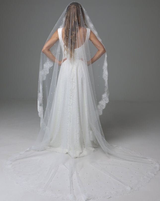 Pearl Mantilla Wedding Veil with Floral Lace Edge