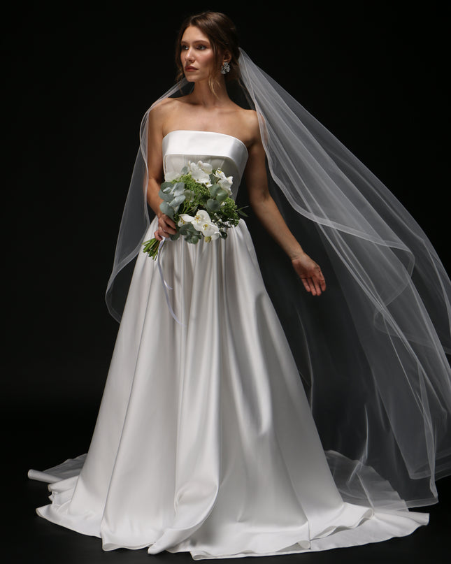 Cascade One Tier Bridal Veil with Horsehair Trim – Classic & Elegant Wedding Veil