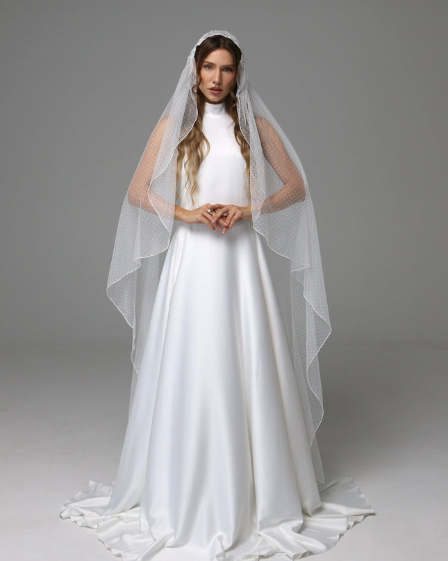Vintage Juliet Cap Wedding Veil with Dotted Tulle and Lace Appliqués