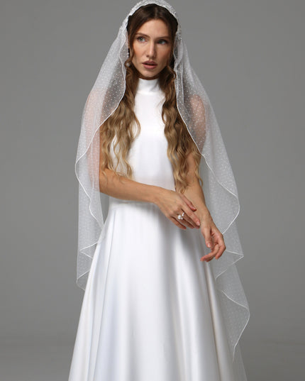 Vintage Juliet Cap Wedding Veil with Dotted Tulle and Lace Appliqués
