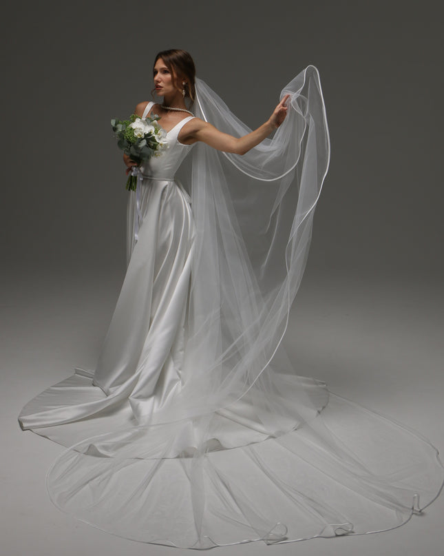 Cascading One Tier Satin Ribbon Wedding Veil, Simple Elegant Bridal Veil with Satin Edge, Knee Length or Short Veil for Bride